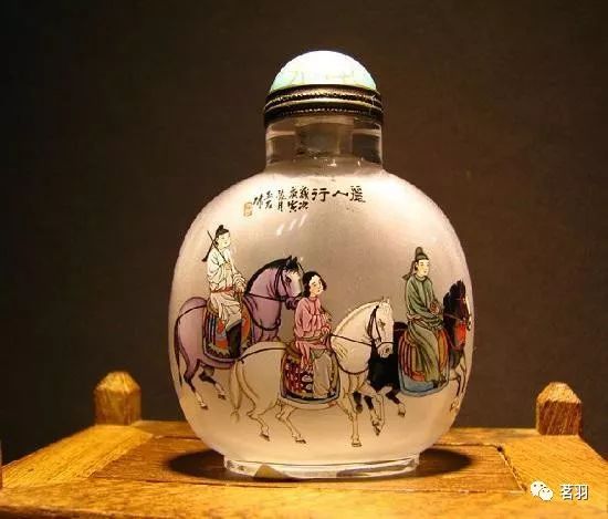 鼻烟壶行情，友情的小确幸时光