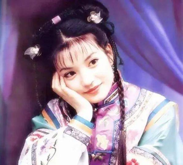 揭秘小燕子背后的演员魅力，经典角色背后的故事与演员揭秘之旅