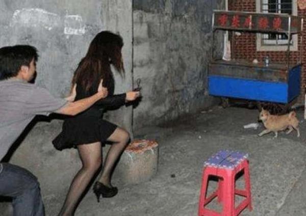 黄岛站街女智能生活体验系统，最新科技与想象的完美结合